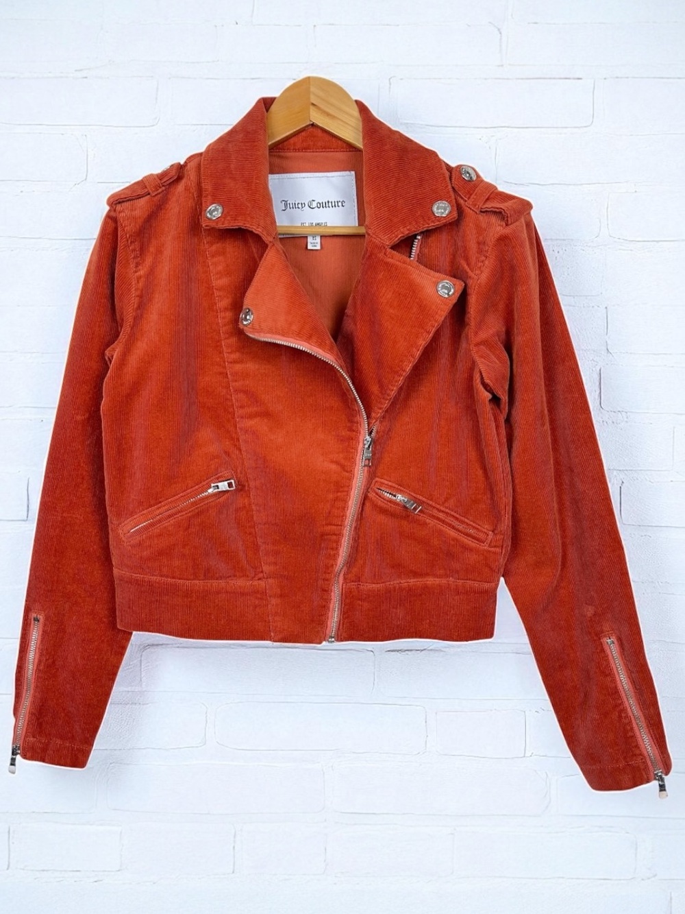Juicy Couture Corduroy Zip Up Notch Collar Fitted Cropped Biker Moto Jacket Rust